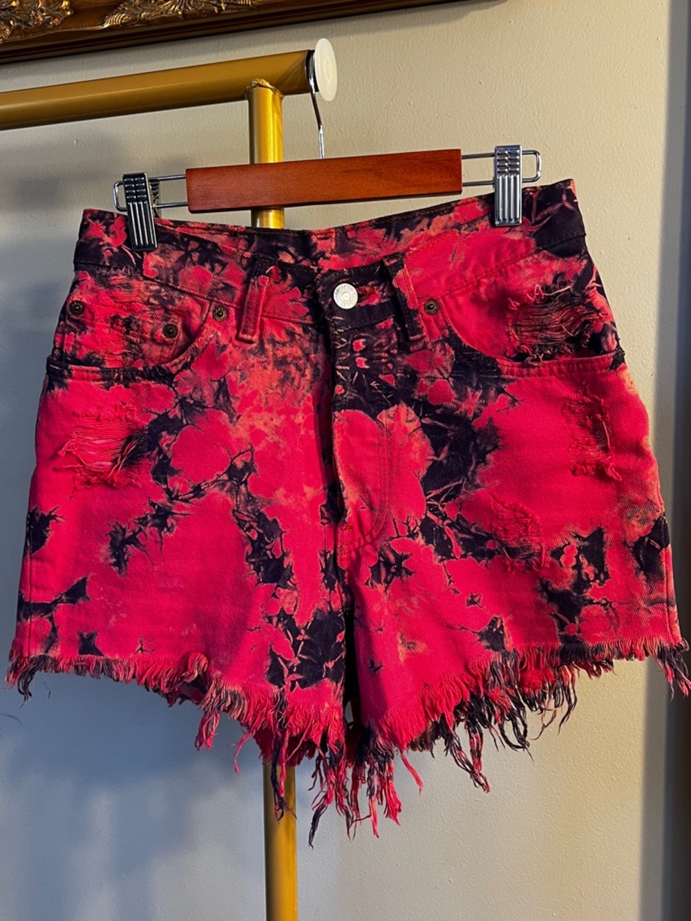 Vintage Levi’s Tie-Dye Distressed Women's Denim Shorts